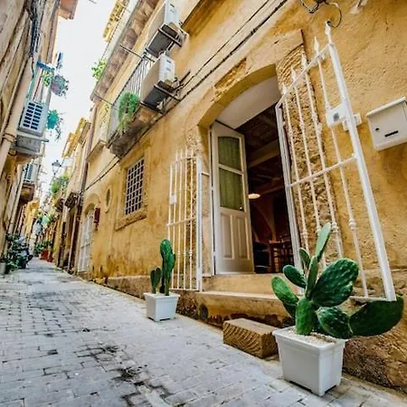 Casa Clio * Syracuse